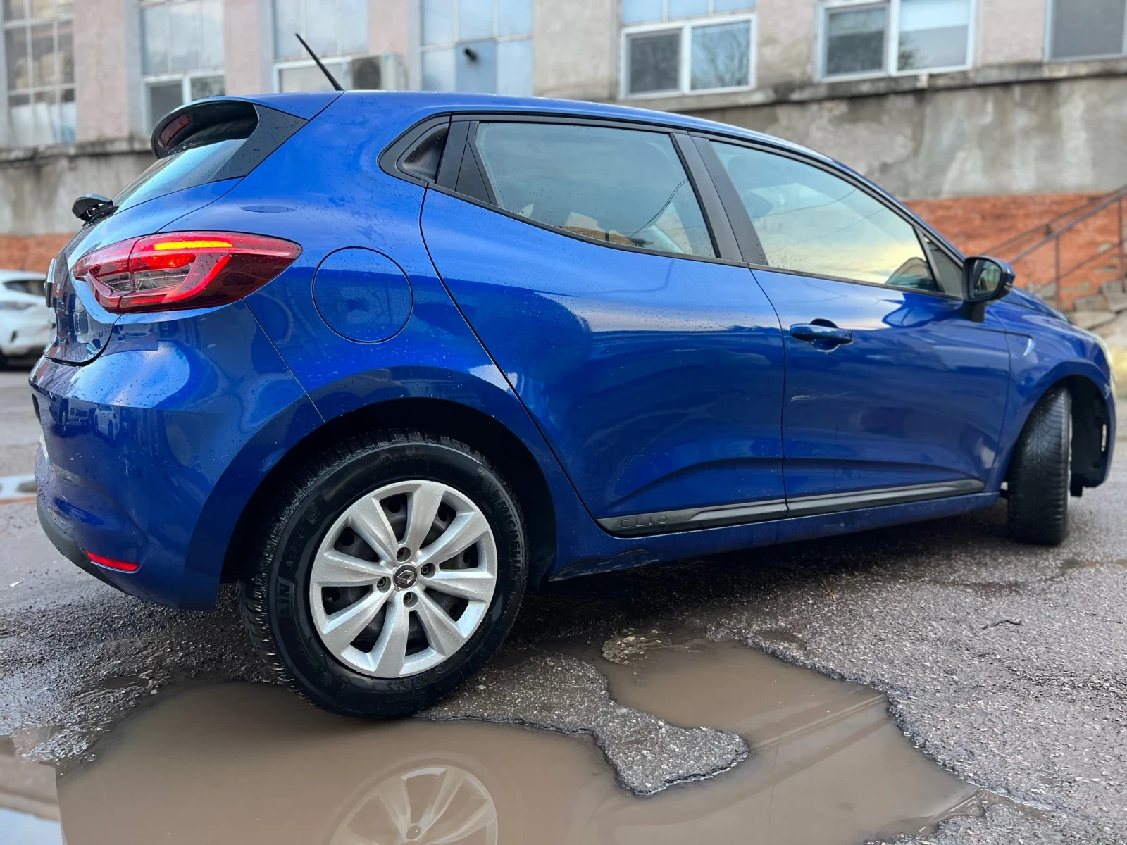 Renault Clio 1.5DCI HATCHBACK  - изображение 4