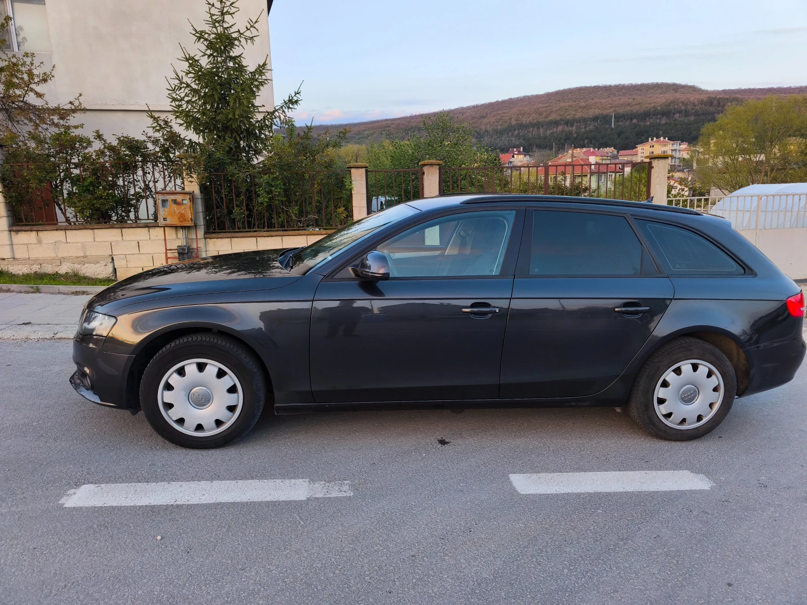 Audi A4 B8 - изображение 2