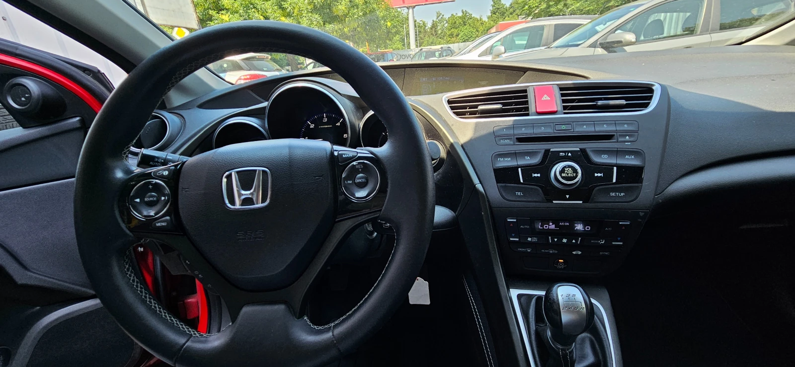 Honda Civic 1, 6 dtec - изображение 8