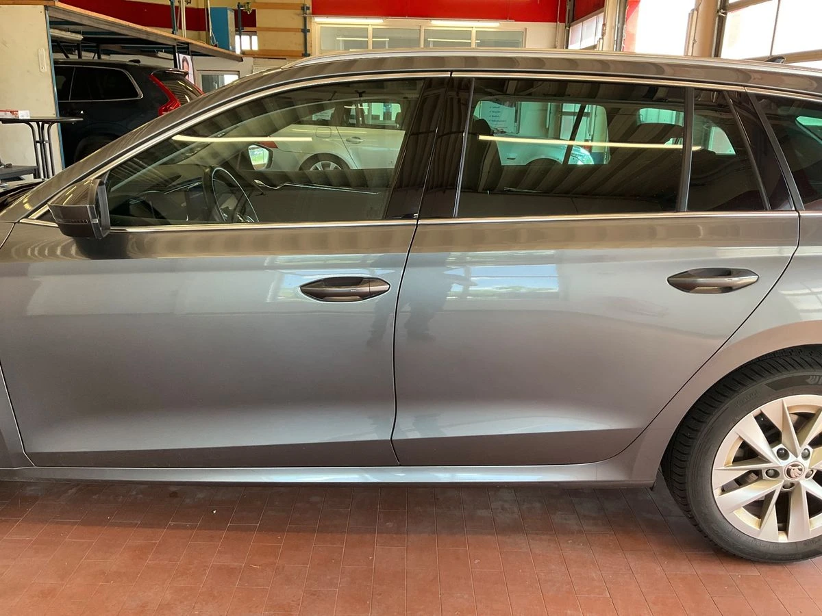 Skoda Octavia 2.0* TDI* Style - изображение 8