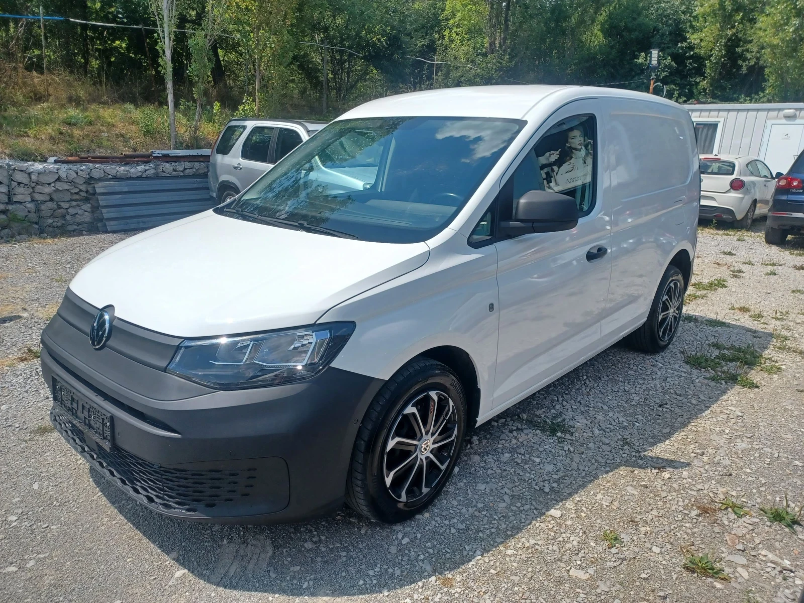 VW Caddy 2.0 - изображение 2