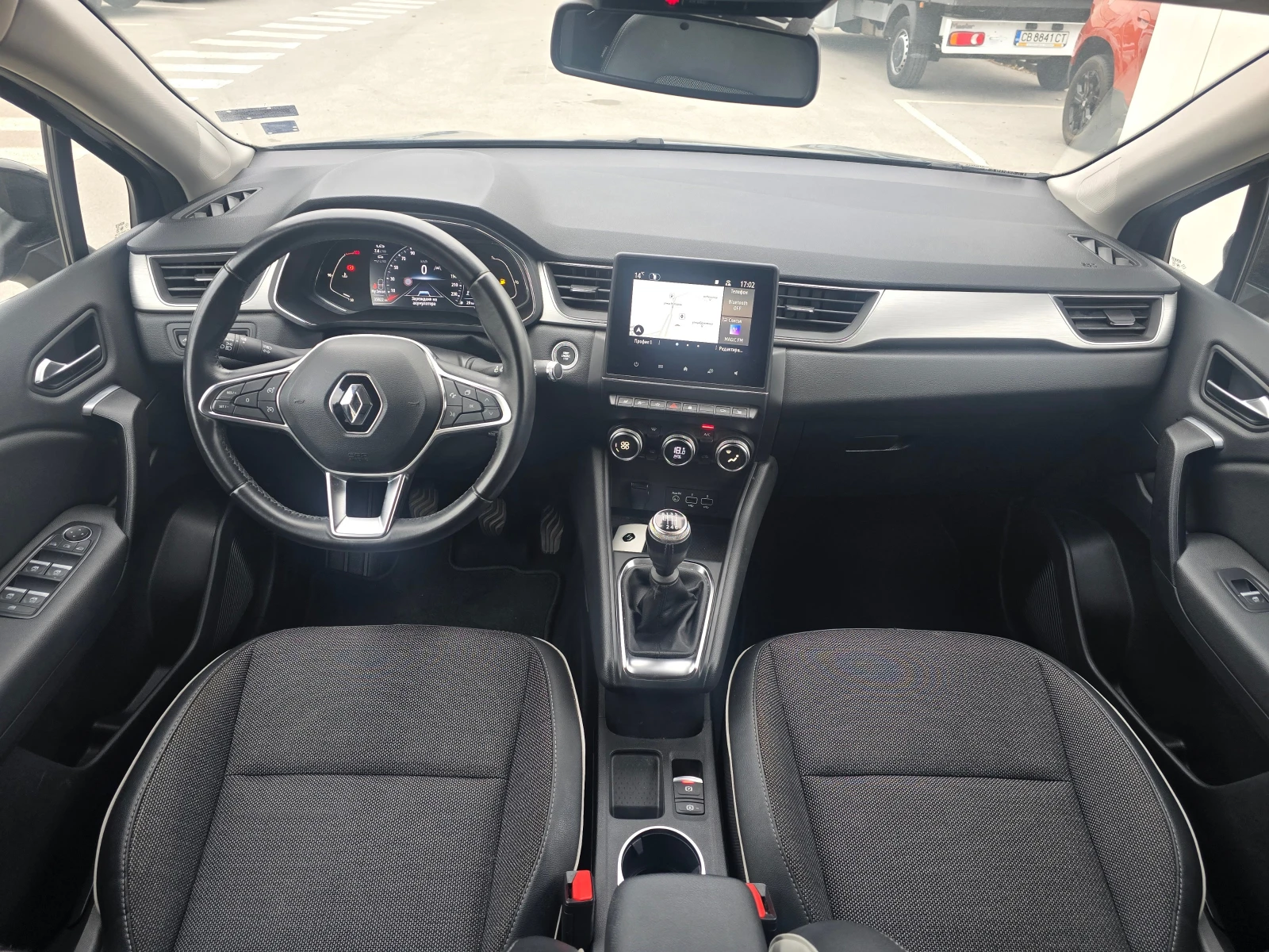 Renault Captur 1.0 Tce INTENS - изображение 8
