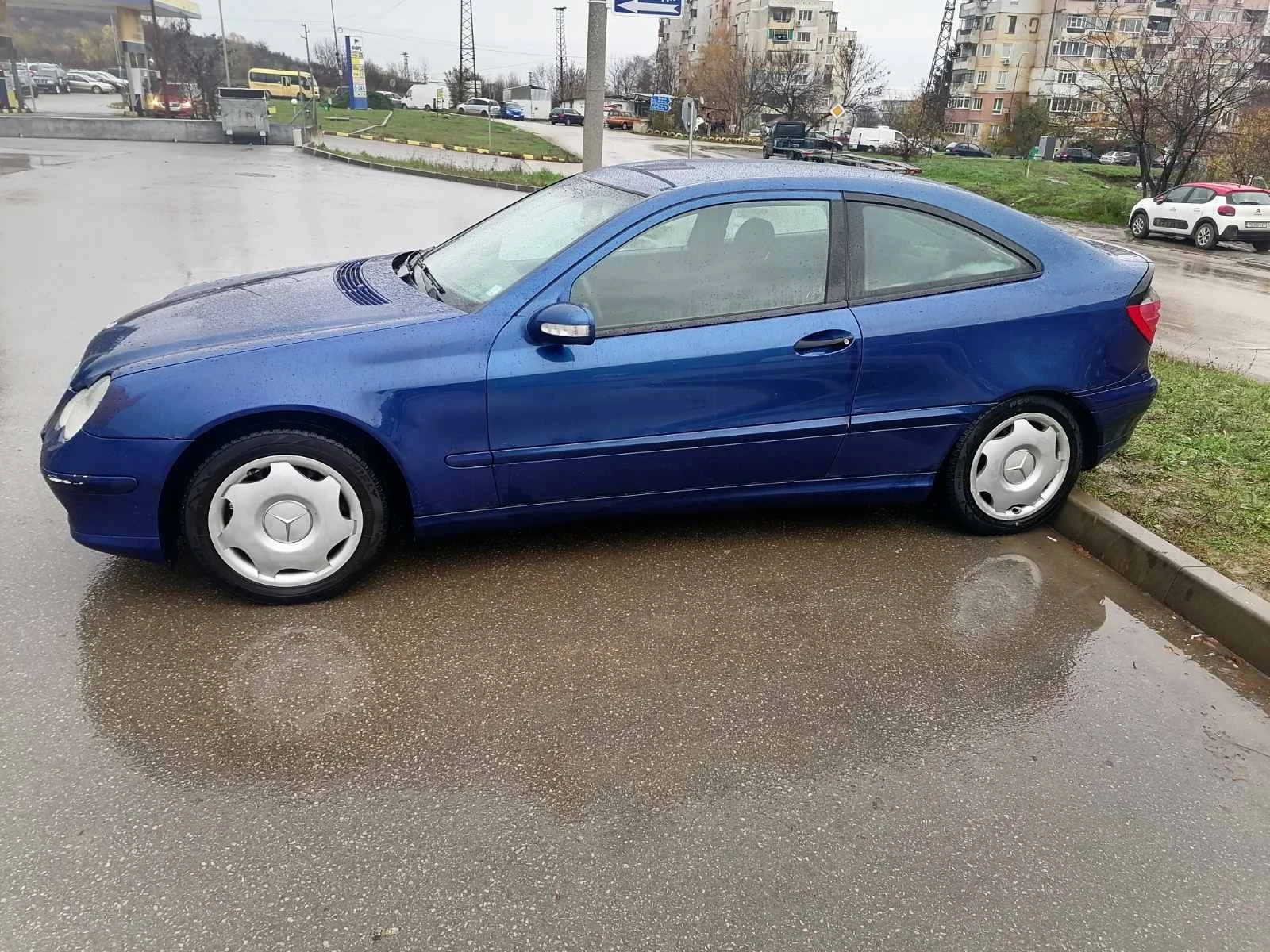 Mercedes-Benz C 180  - изображение 3