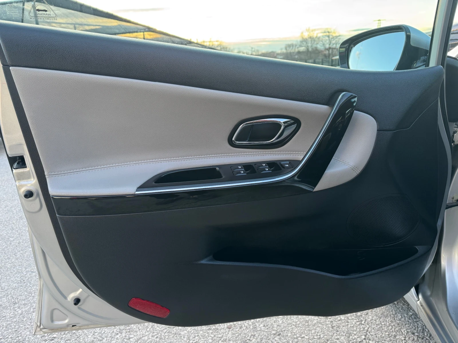 Kia Ceed 1.6D-АВТОМАТИК-KEYLESS-NAVI-CAMERA-LANE ASSIST - изображение 8