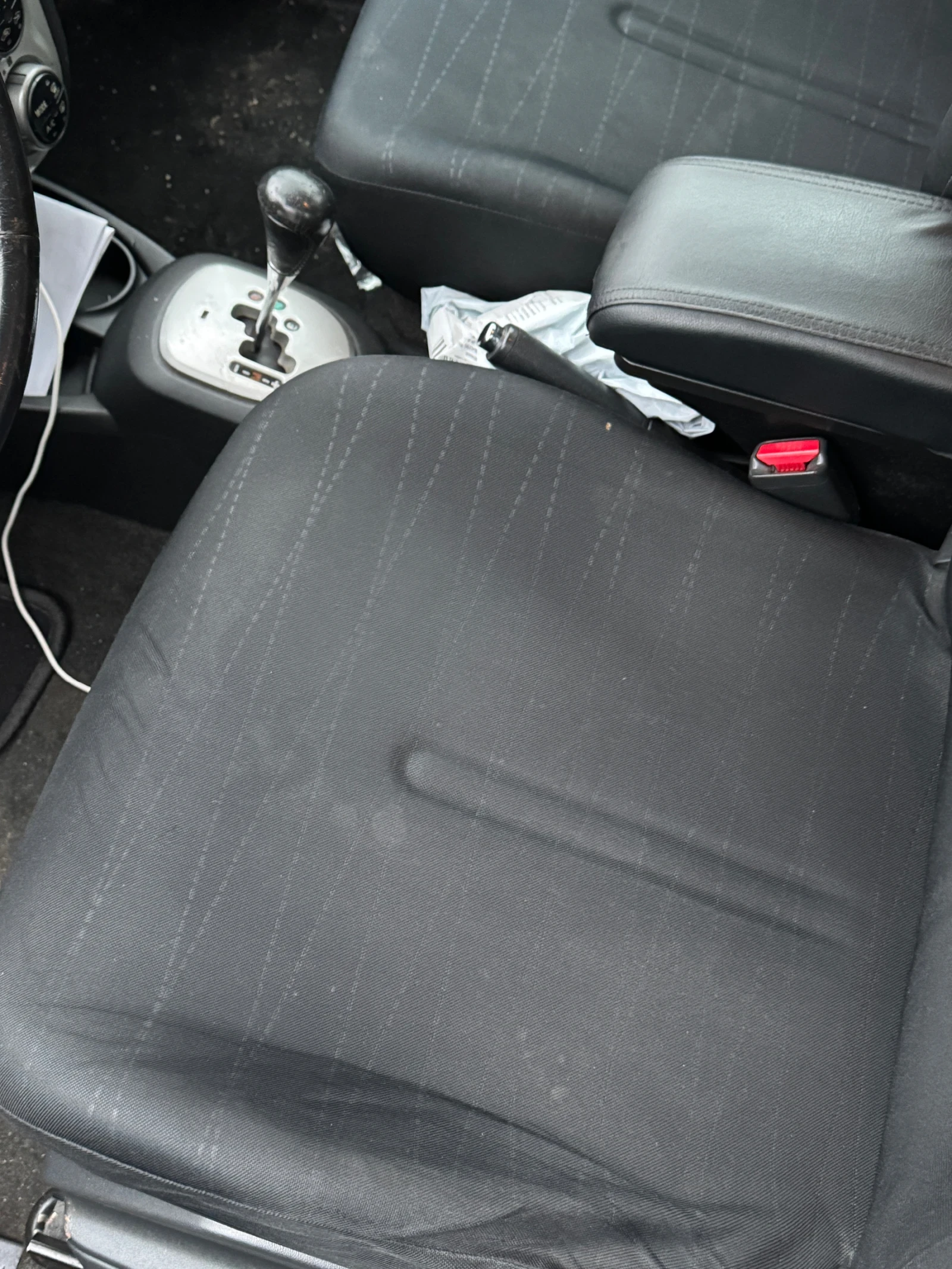 Toyota Yaris lpg, снимка 9 - Автомобили и джипове - 53808668