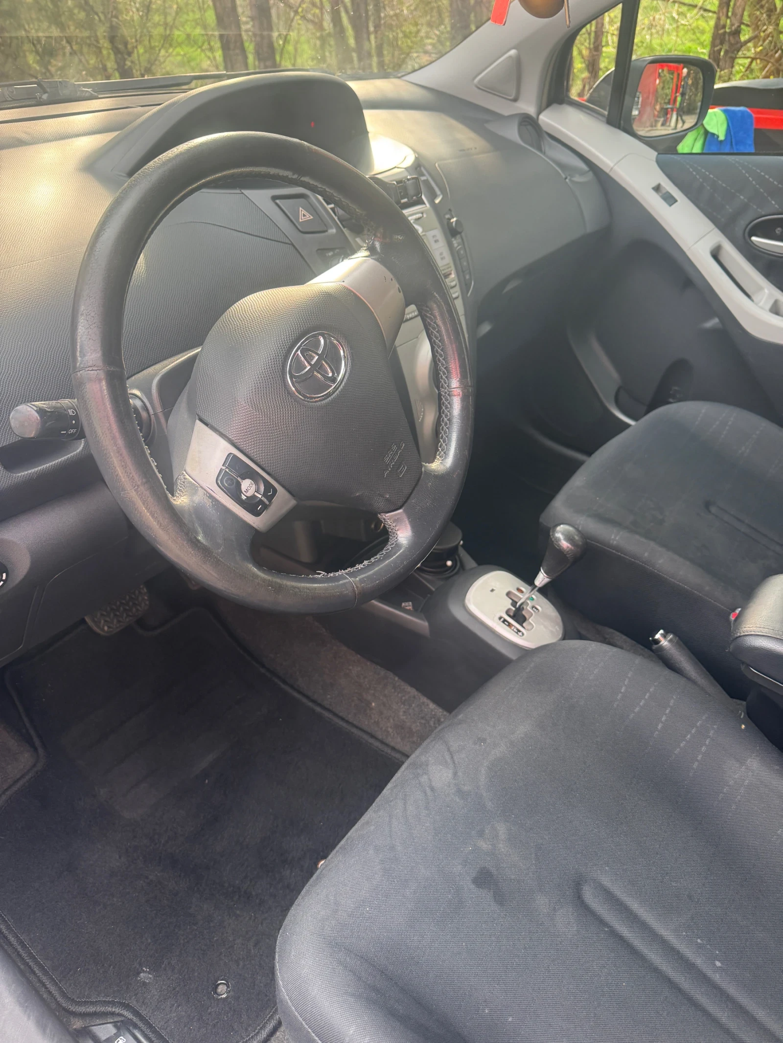 Toyota Yaris lpg, снимка 7 - Автомобили и джипове - 53808668