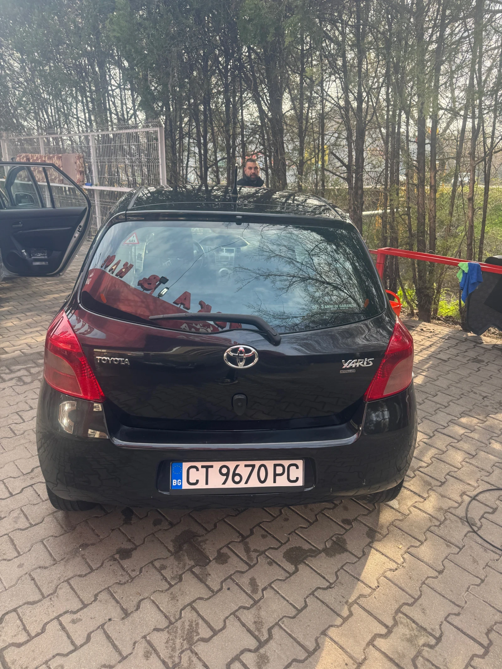 Toyota Yaris lpg, снимка 10 - Автомобили и джипове - 53808668