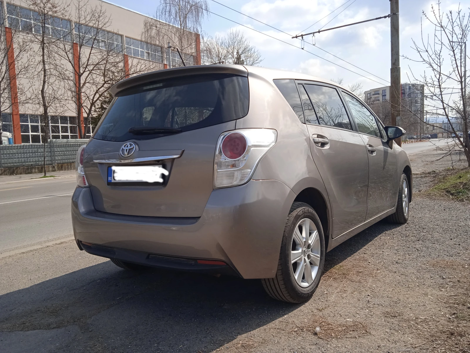 Toyota Verso, снимка 4 - Автомобили и джипове - 53965157