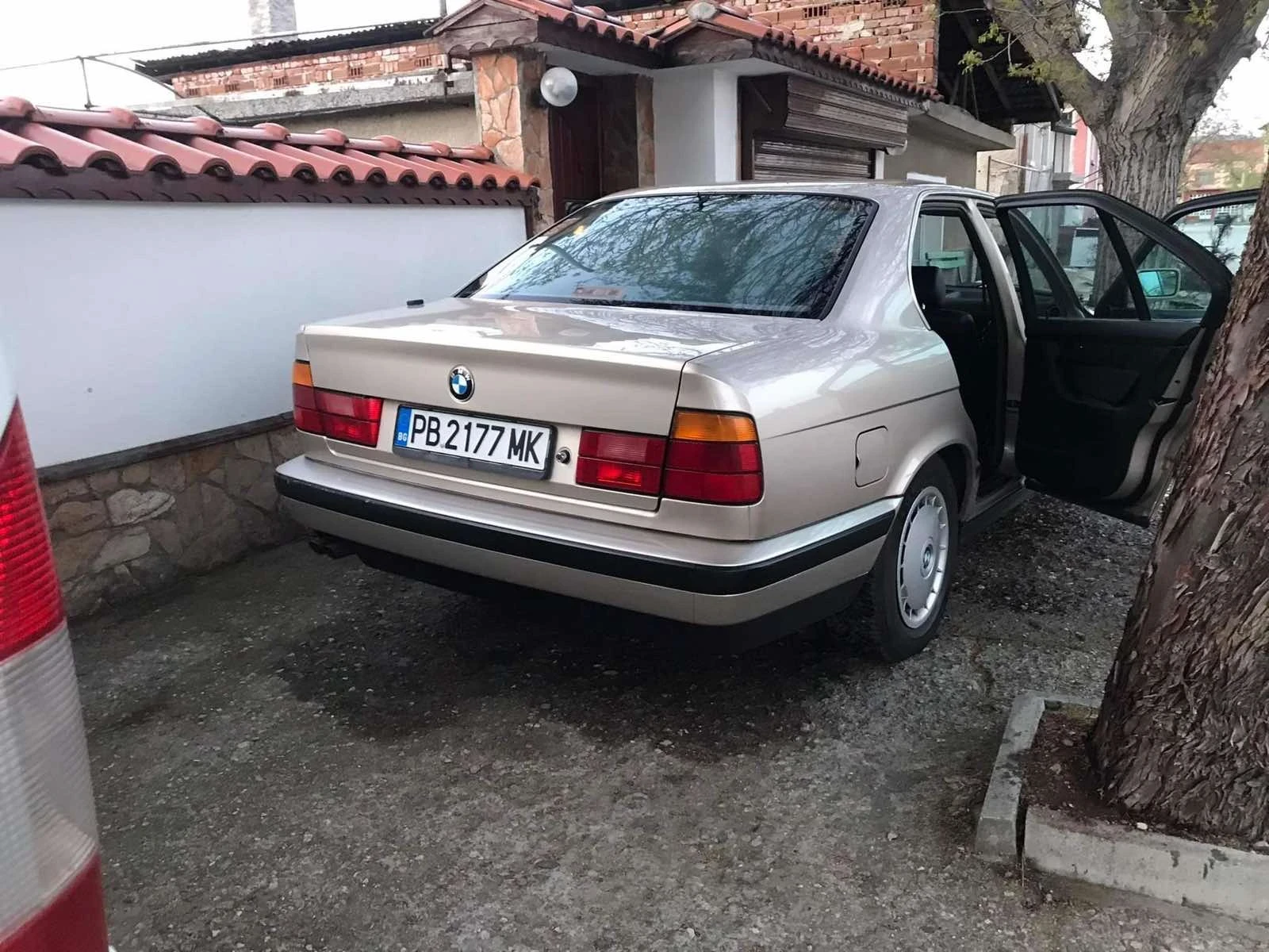 BMW 525, снимка 4 - Автомобили и джипове - 54175321