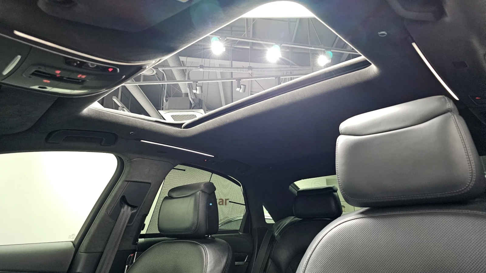 Audi S8 MATRIX* HEAD-UP* B&O* ОБДУХ* КРАЙНА ЦЕНА, снимка 14 - Автомобили и джипове - 54378669