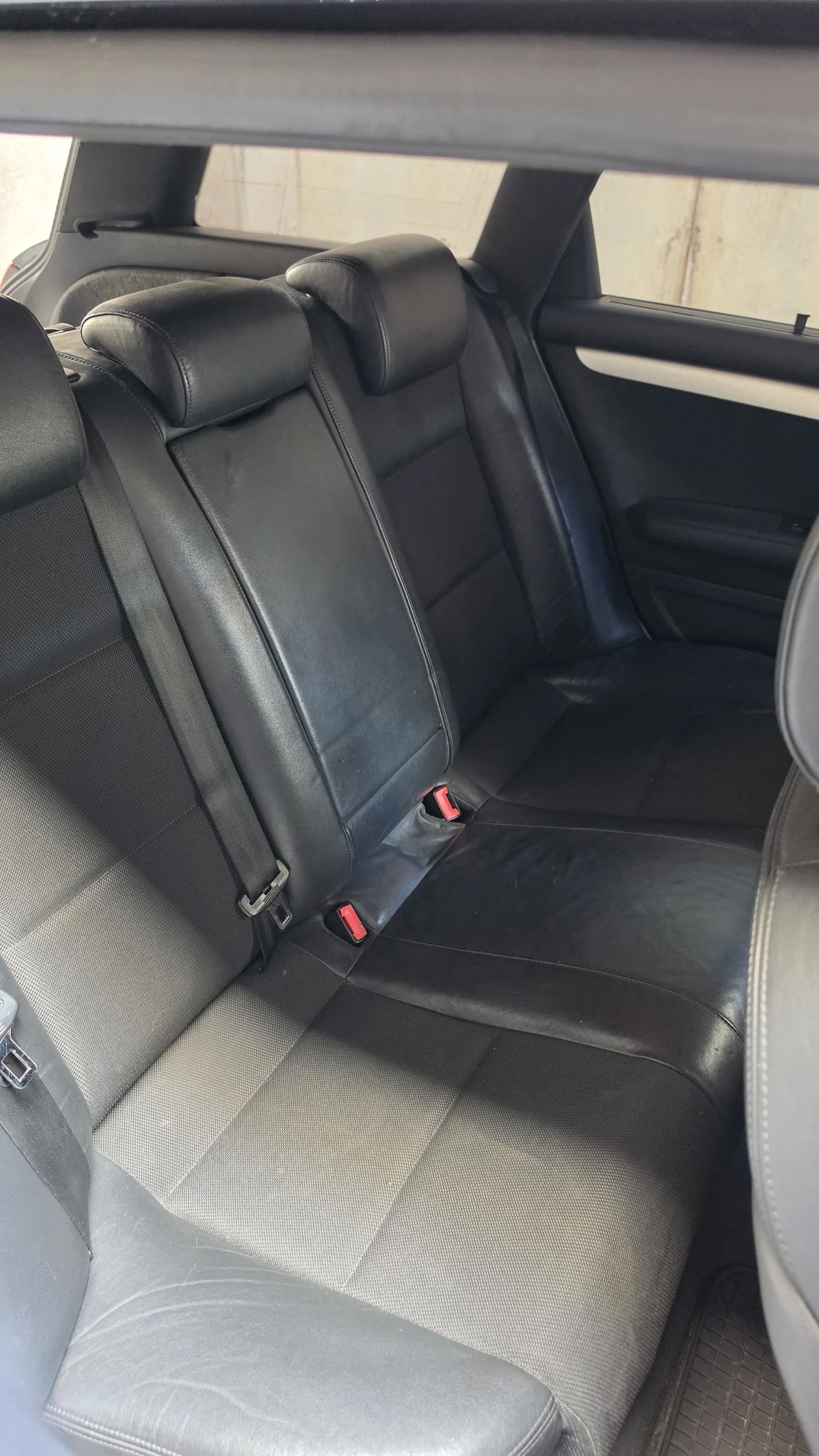 Audi A4 2.0 TDI / S Line / 6 скорости, снимка 9 - Автомобили и джипове - 54623680