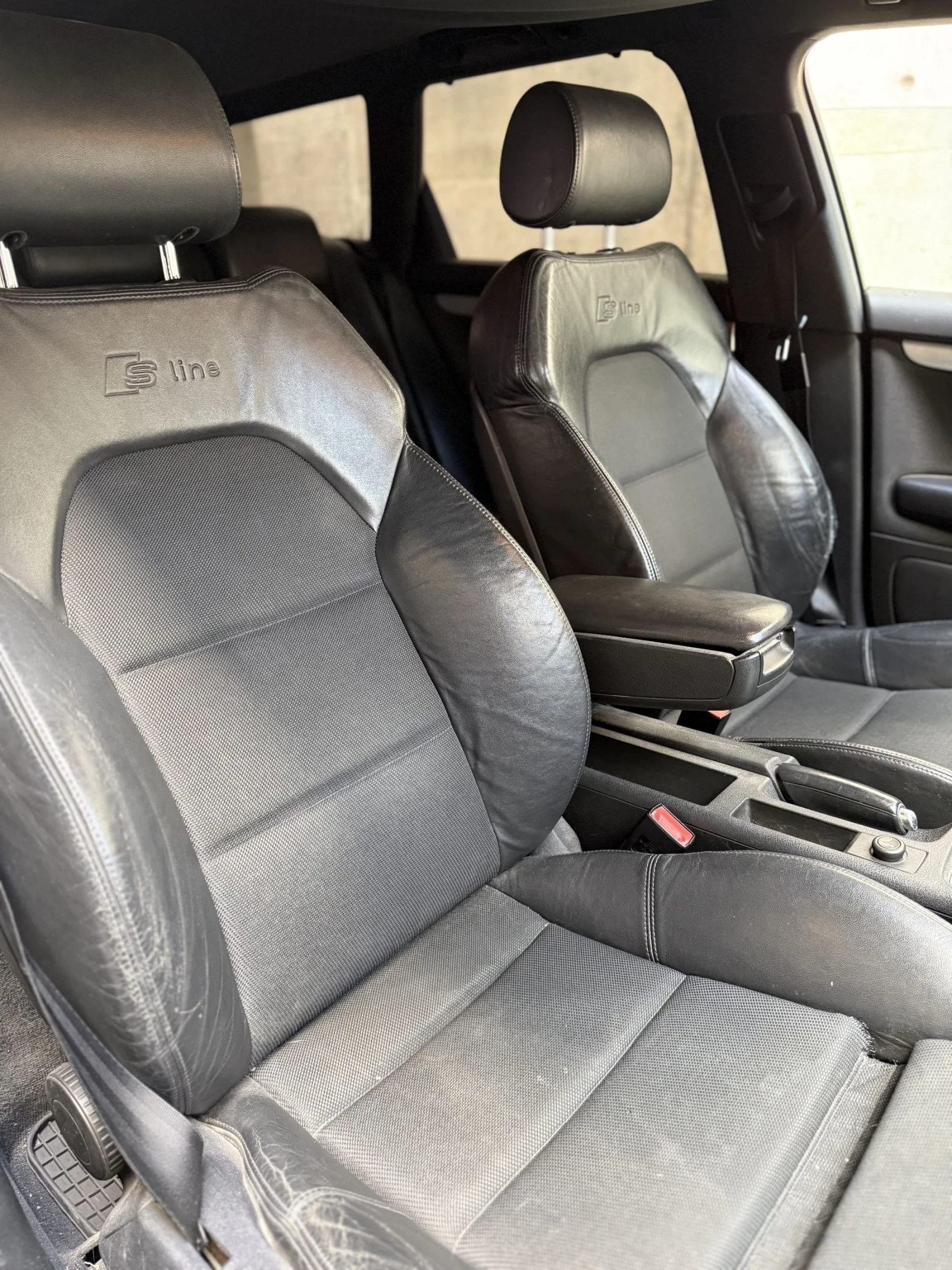 Audi A4 2.0 TDI / S Line / 6 скорости, снимка 8 - Автомобили и джипове - 54623680