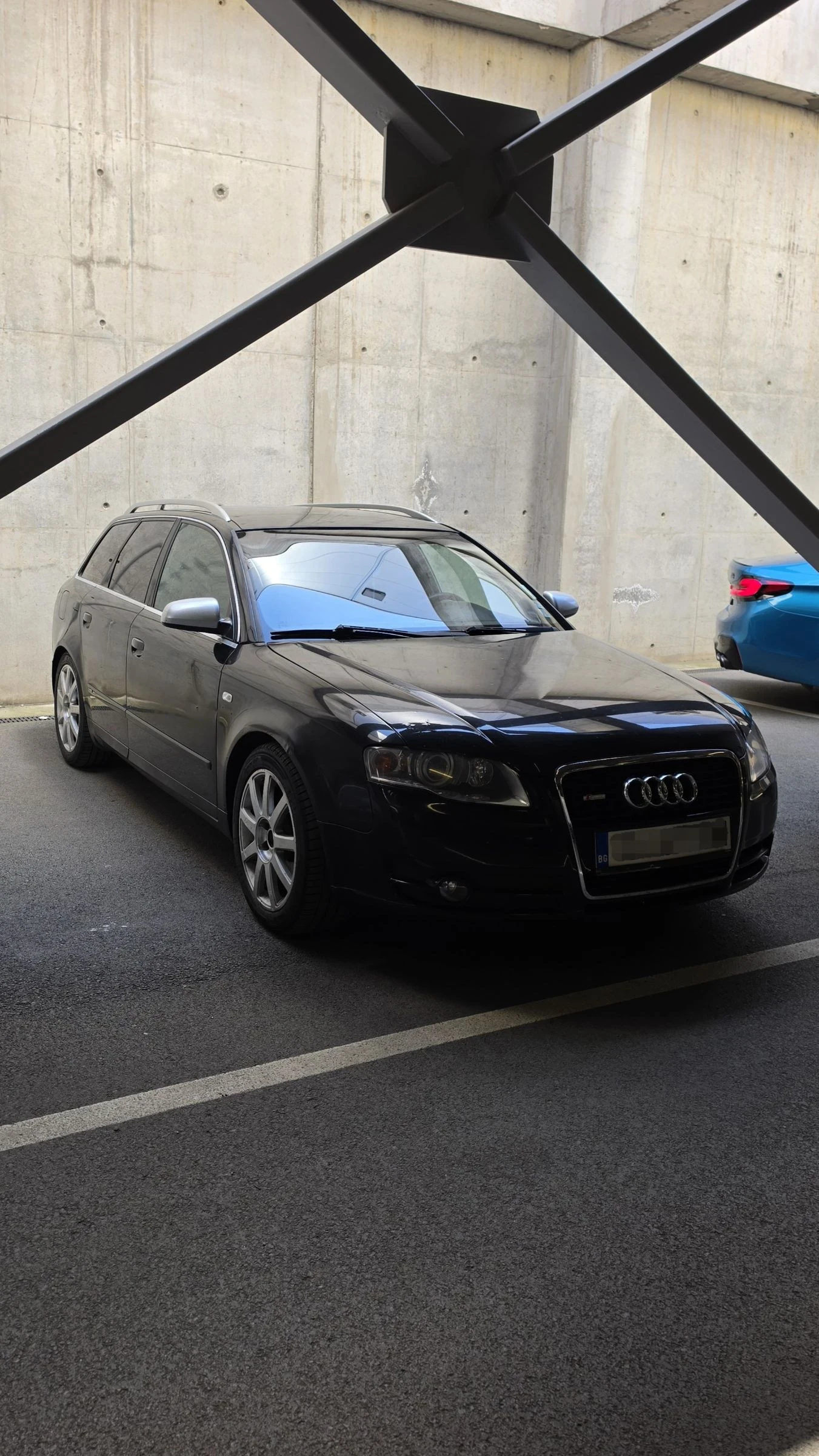 Audi A4 2.0 TDI / S Line / 6 скорости, снимка 2 - Автомобили и джипове - 54623680