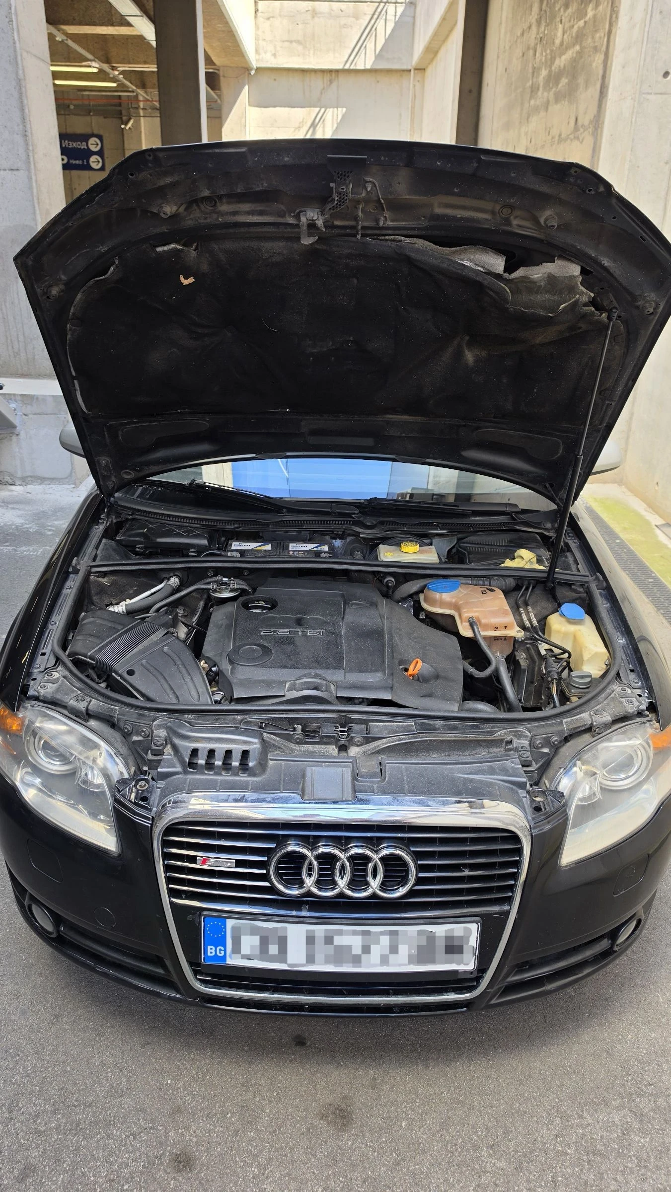 Audi A4 2.0 TDI / S Line / 6 скорости, снимка 11 - Автомобили и джипове - 54623680
