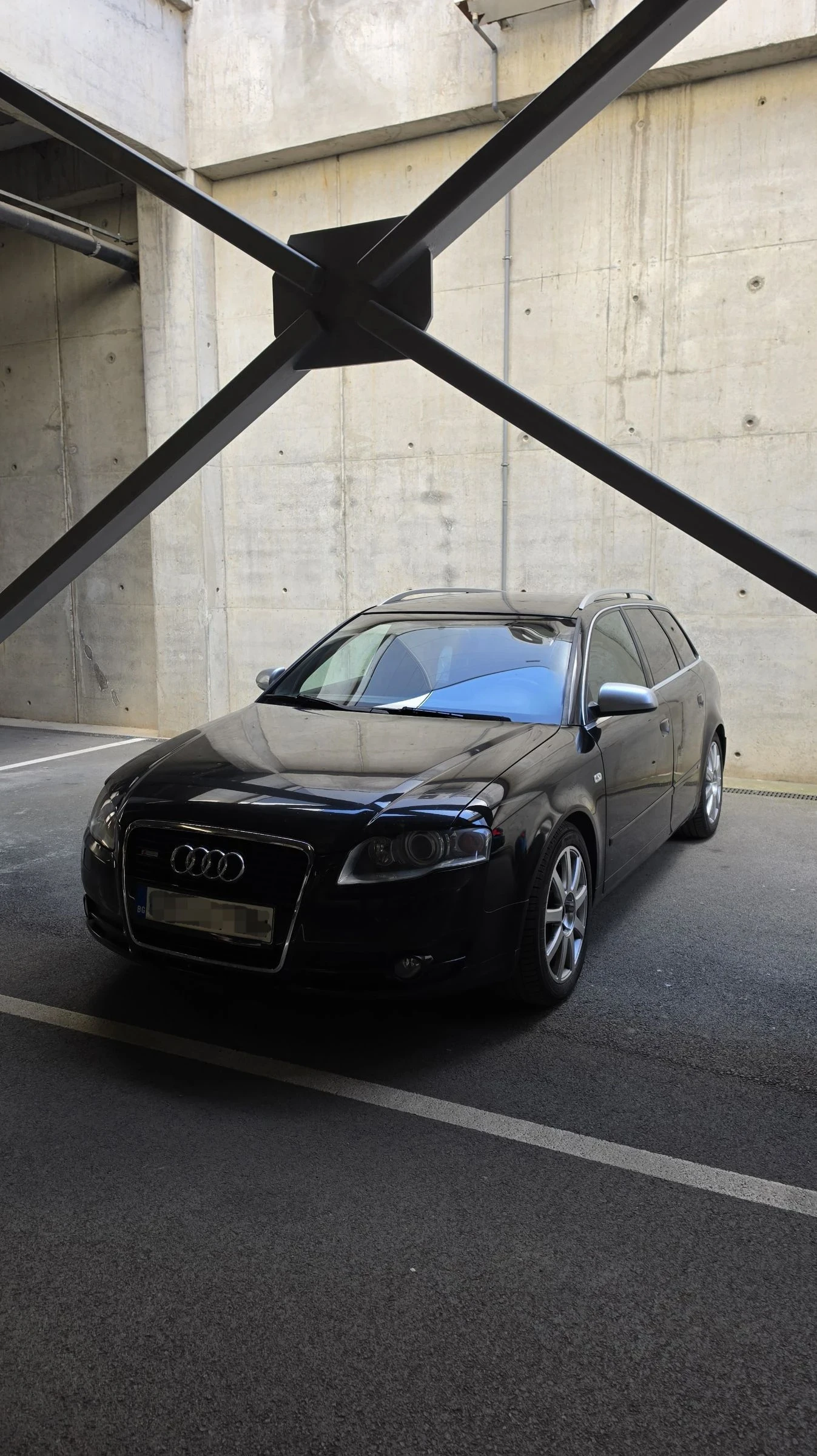 Audi A4 2.0 TDI / S Line / 6 скорости, снимка 3 - Автомобили и джипове - 54623680