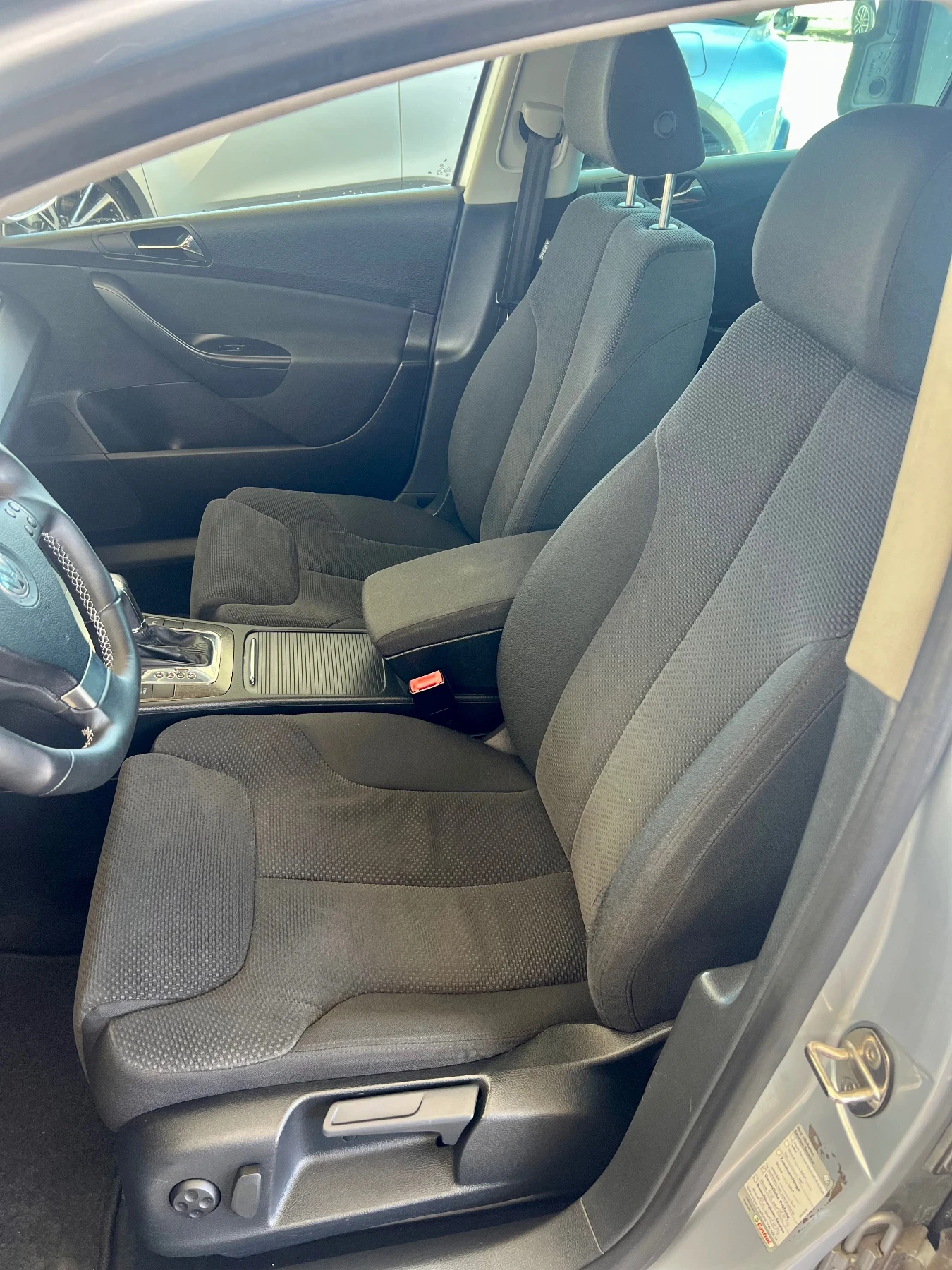 VW Passat 2.0 Автоматик, снимка 8 - Автомобили и джипове - 54718279