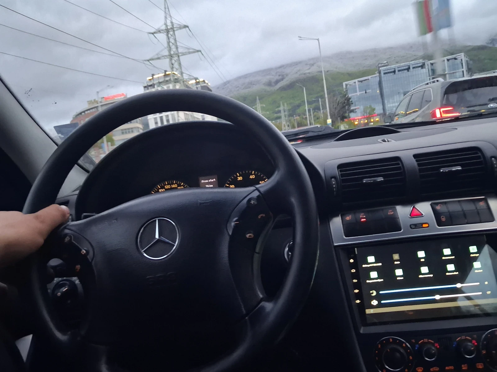 Mercedes-Benz 280 4matic , снимка 3 - Автомобили и джипове - 54857220