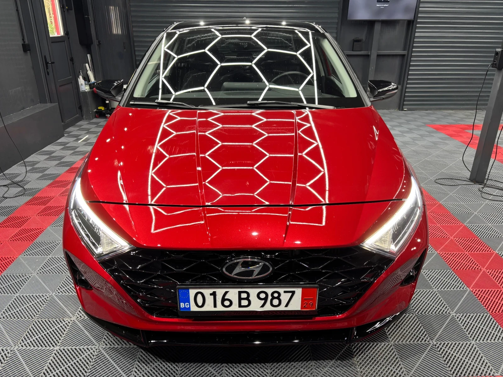 Hyundai I20 1.0i AVTOMAT SWISS, снимка 5 - Автомобили и джипове - 54955443