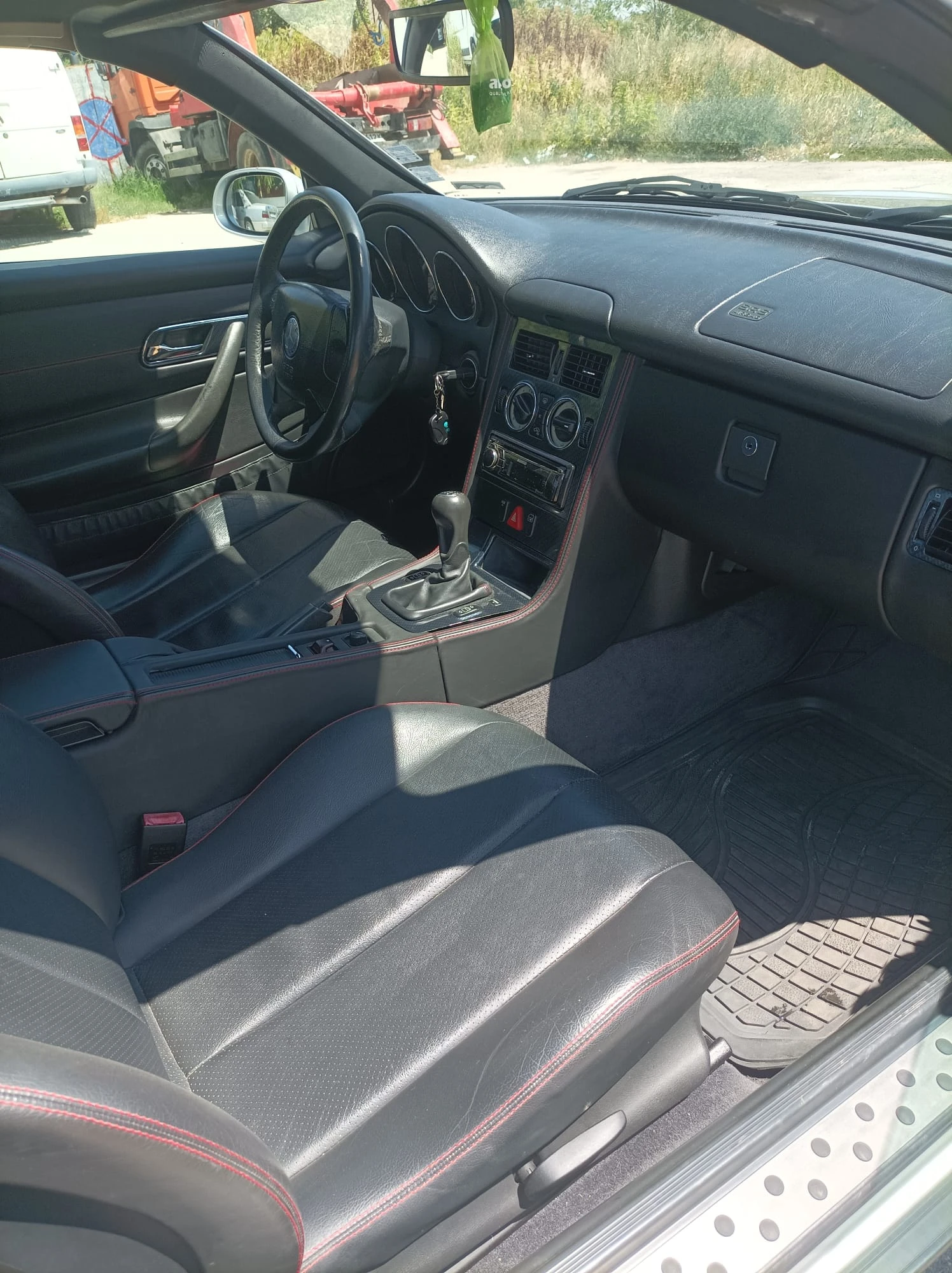 Mercedes-Benz SLK 200 компресор , снимка 5 - Автомобили и джипове - 55069546