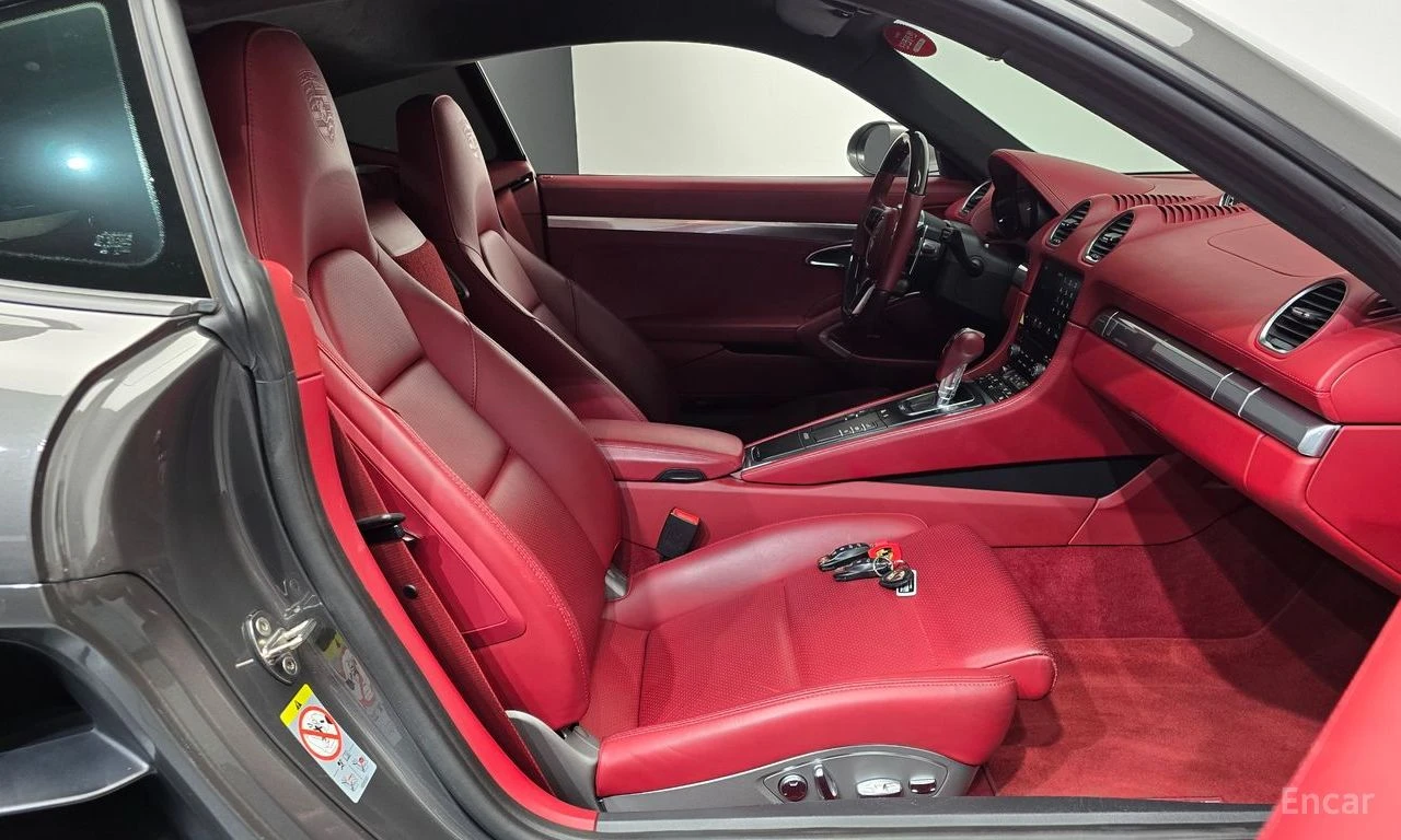 Porsche Cayman 4.0 GTS* BOSE* CHRONO* ПОДГРЕВ* КАМЕРА* , снимка 8 - Автомобили и джипове - 55072432