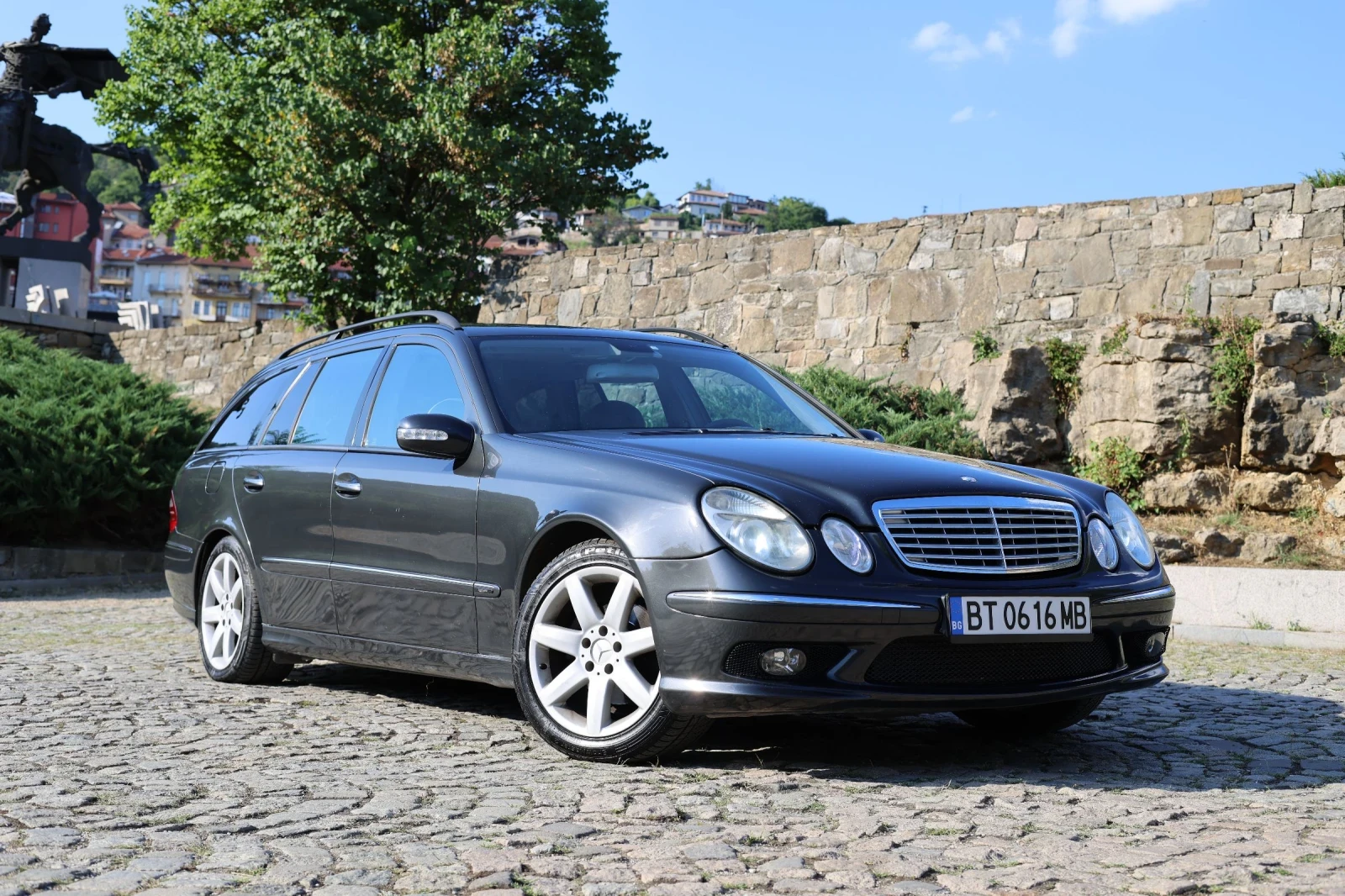 Mercedes-Benz E 220