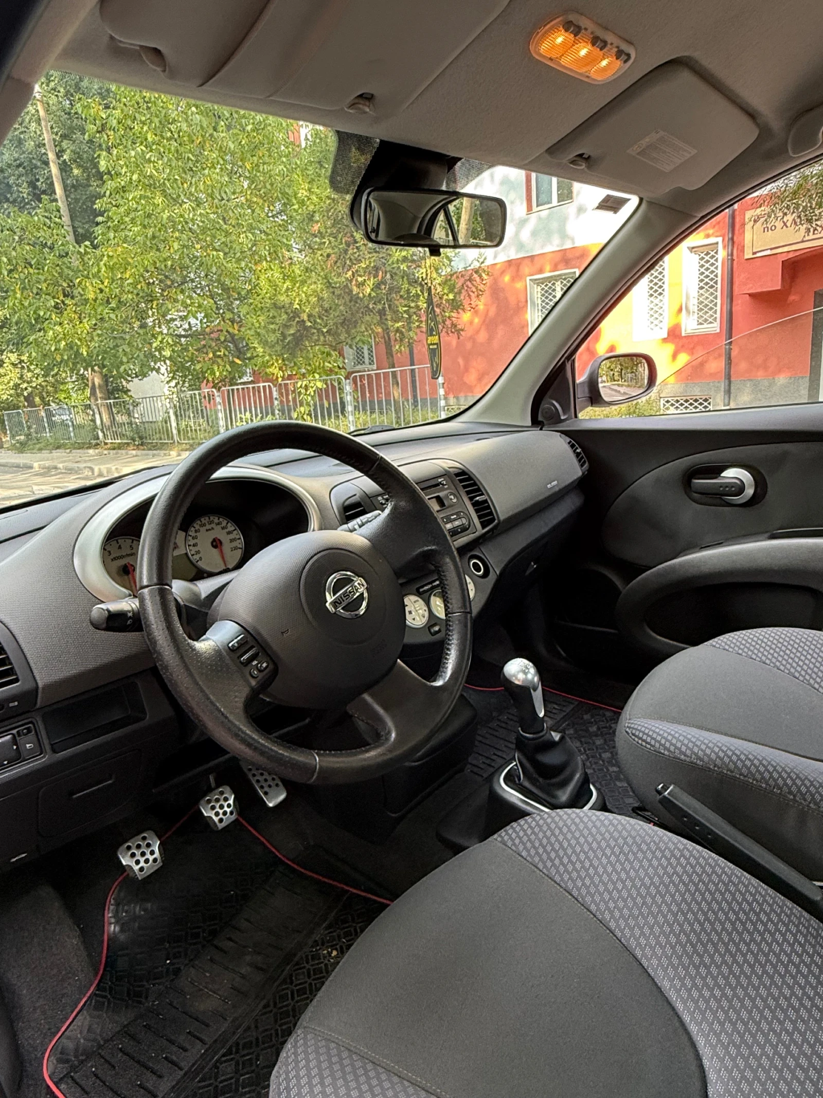 Nissan Micra 1.2, снимка 4 - Автомобили и джипове - 55804325