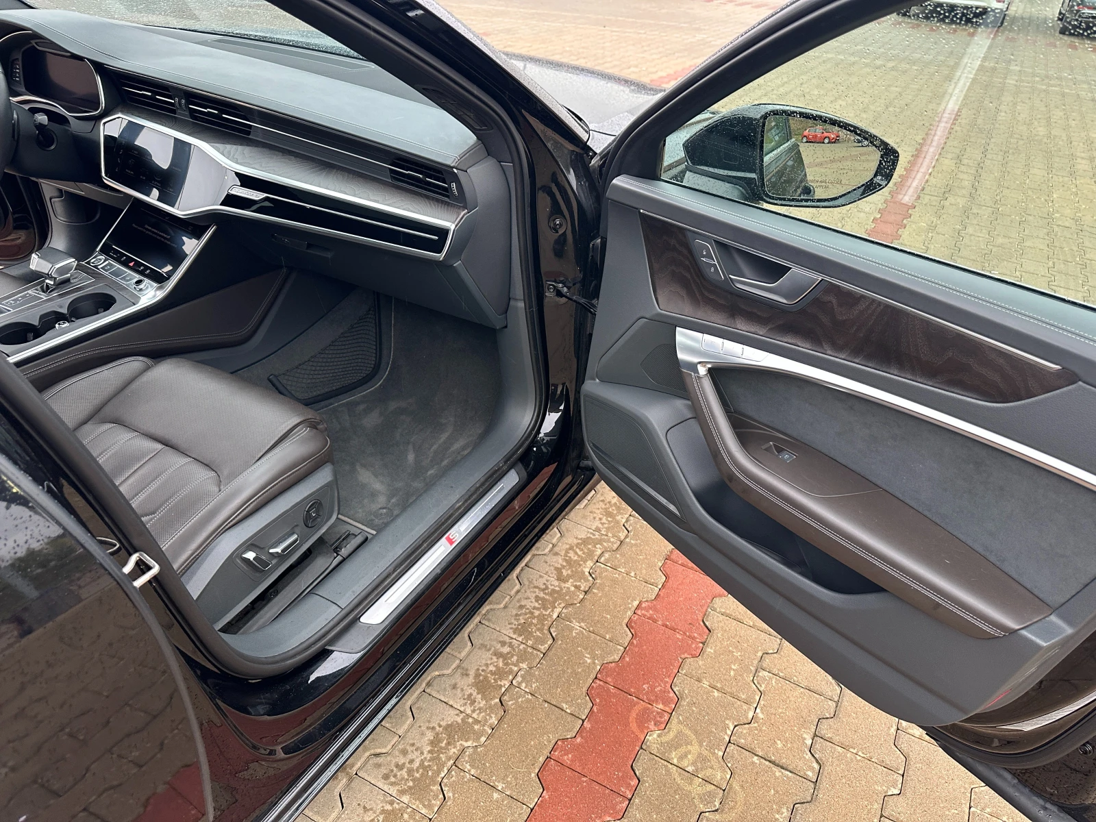 Audi A6 55TFSI, снимка 13 - Автомобили и джипове - 56237973