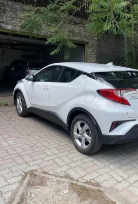 Toyota C-HR Hybrid , снимка 4