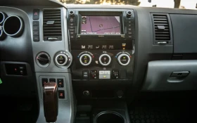 Toyota Sequoia Platinum | Обдухване | JBL | Сервизна история |  - 18600 € / 36378.44 лв. - 13543639 8