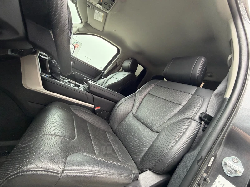 Toyota Tundra TRD* БАРТЕР* УНИКАТ, снимка 11 - Автомобили и джипове - 52331240