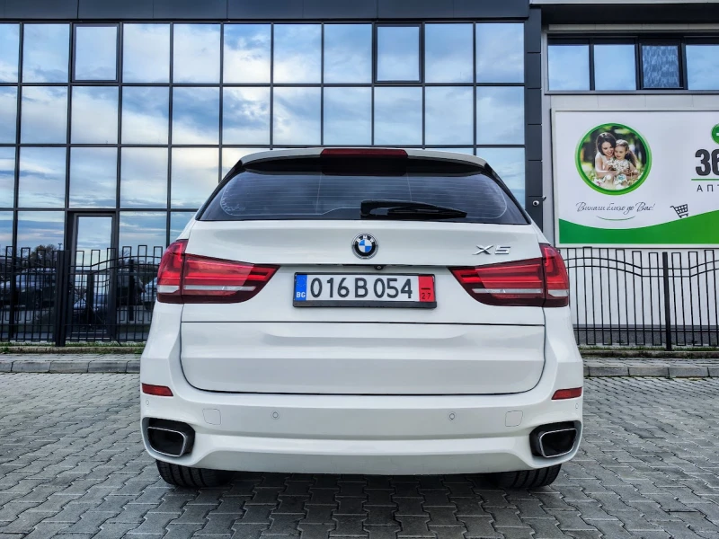 BMW X5 * xDrive 30d* M-PAKET* PANORAMA* FULL, снимка 4 - Автомобили и джипове - 52541374