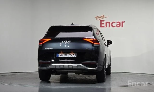 Kia Sportage Hybrid Prestige 2WD | ЗАДНА КАМЕРА | ОБДУХВАНЕ | , снимка 4 - Автомобили и джипове - 54058195