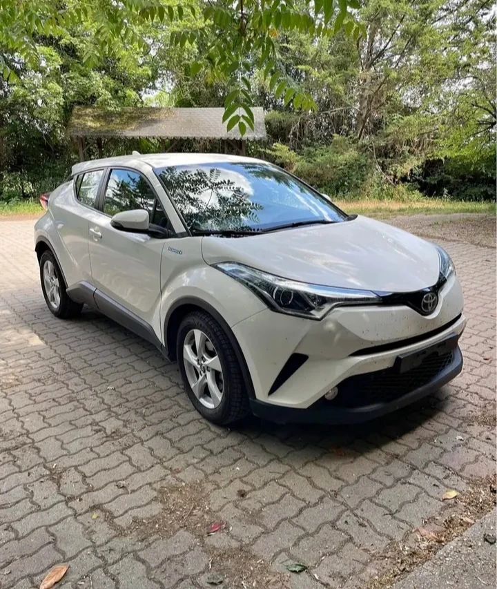 Toyota C-HR Hybrid 