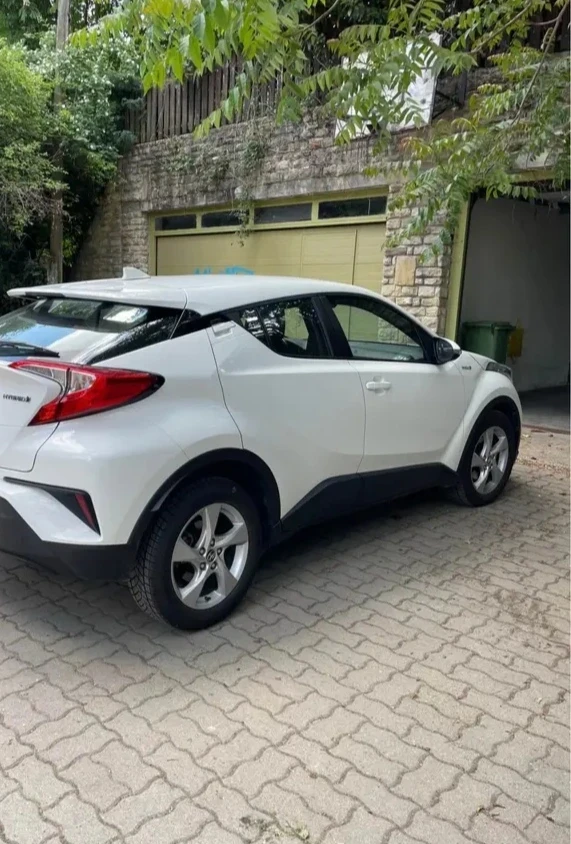 Toyota C-HR Hybrid , снимка 5 - Автомобили и джипове - 55594188