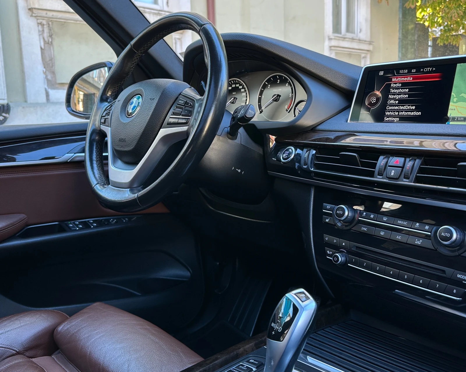 BMW X5 3.0d - изображение 10