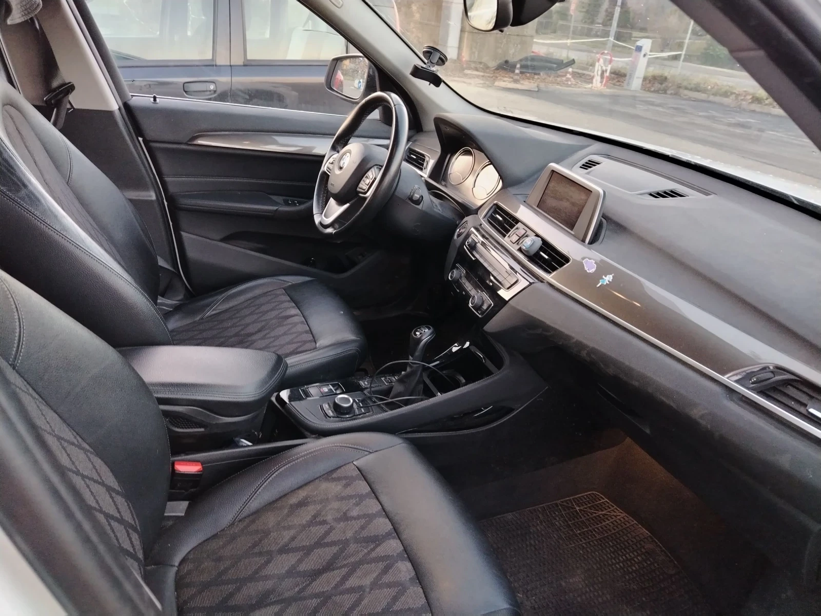 BMW X1 1.8D-XDrive - изображение 10