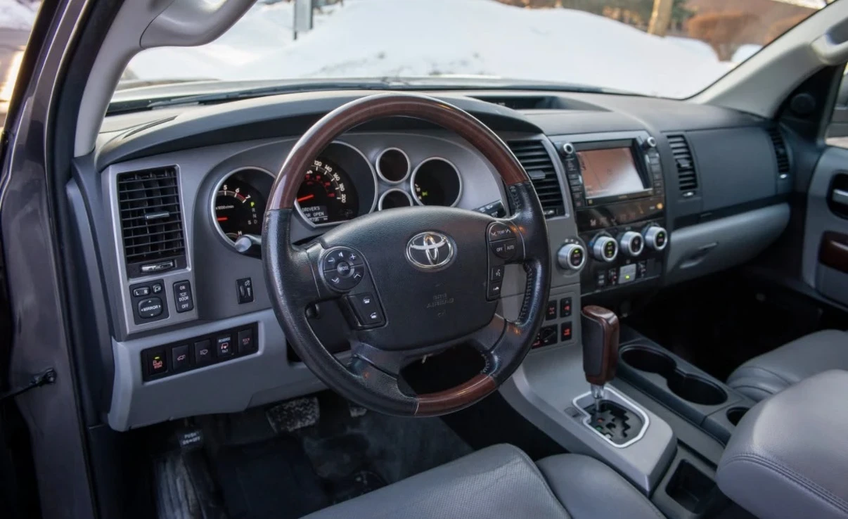 Toyota Sequoia Platinum | Обдухване | JBL | Сервизна история |  - изображение 6