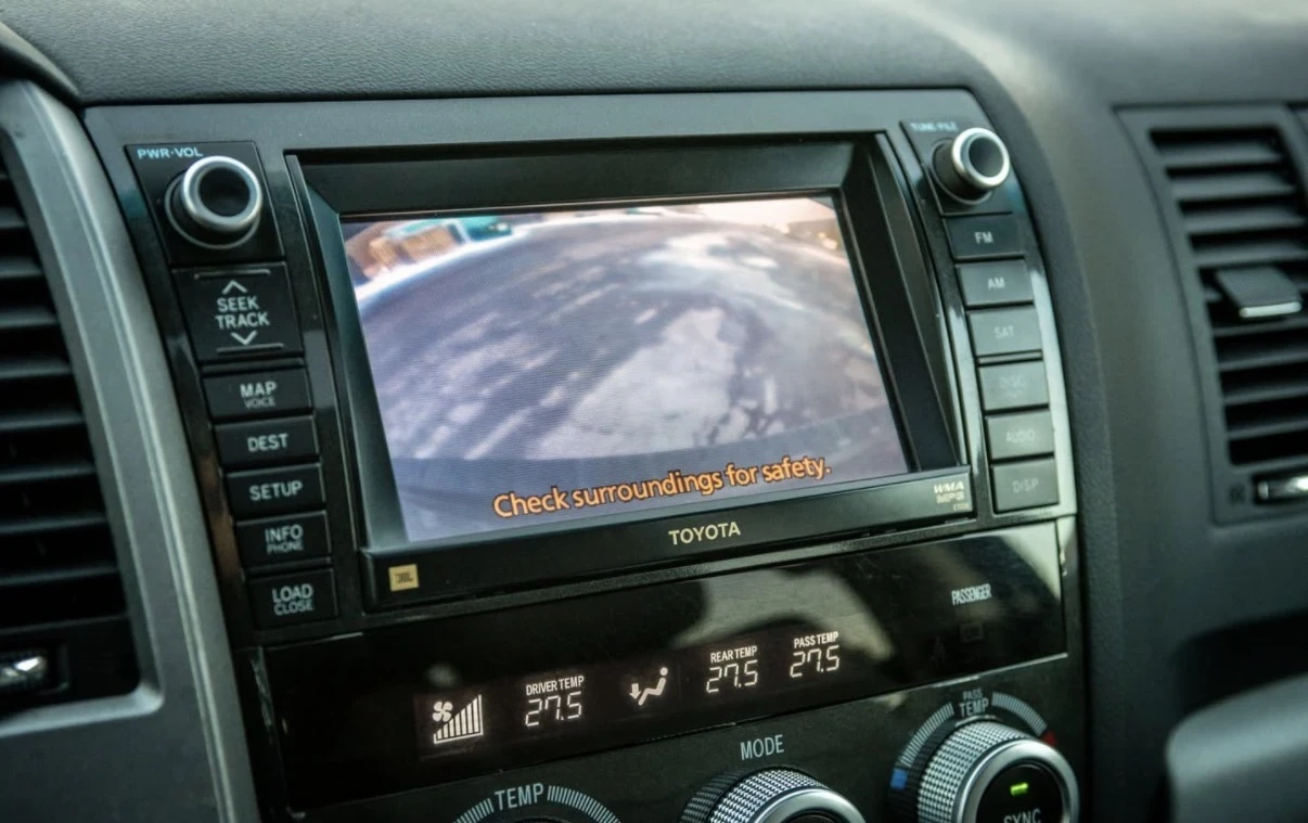 Toyota Sequoia Platinum | ��������� | JBL | �������� ������� |  | Mobile.bg � ����������� 12