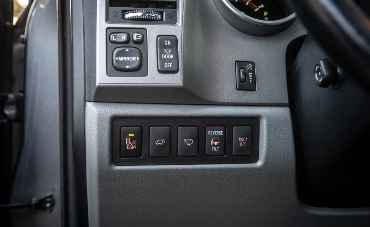 Toyota Sequoia Platinum | Обдухване | JBL | Сервизна история |  - изображение 9