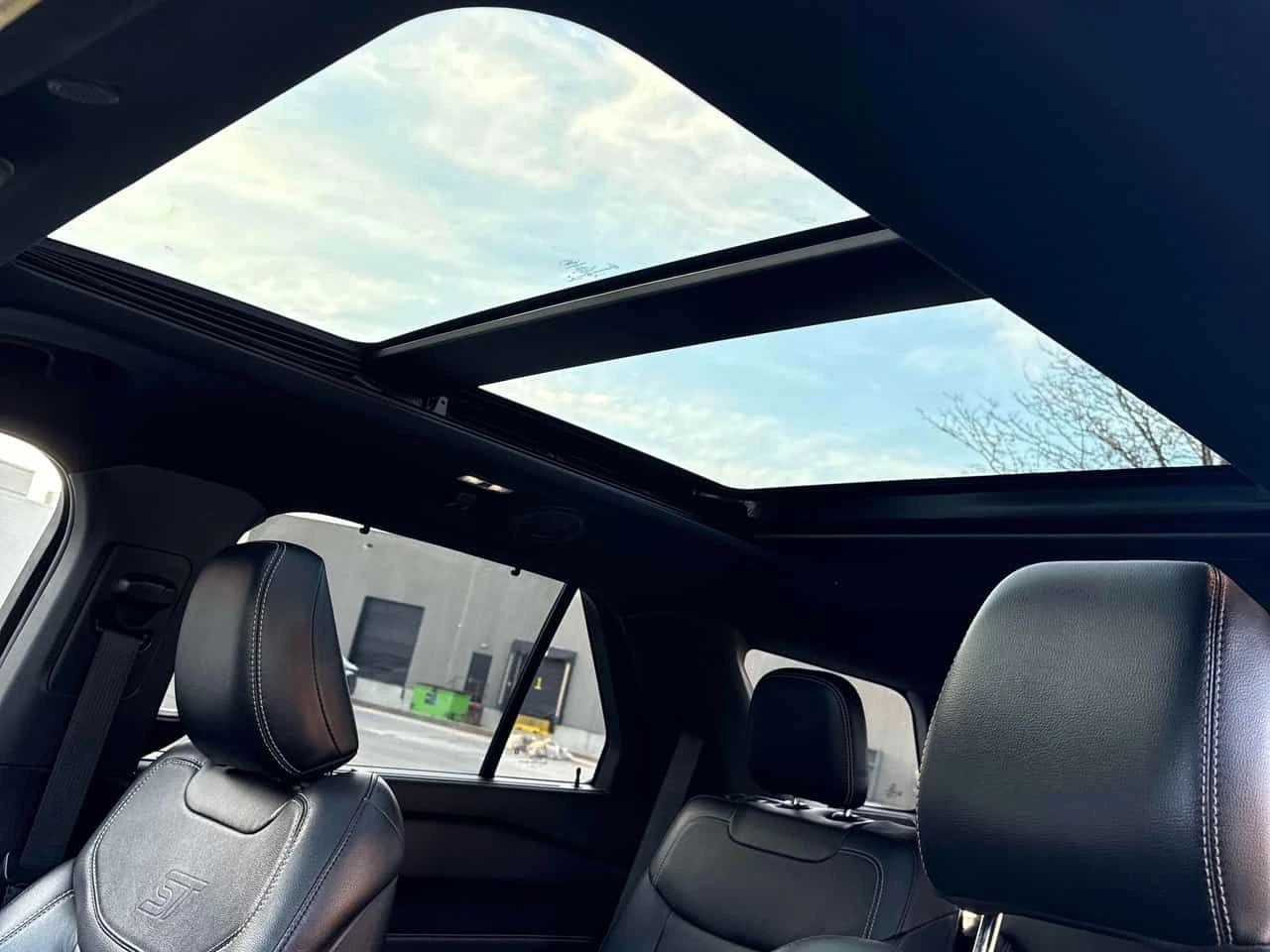 Ford Explorer * ST * ПАНОРАМА* 360 КАМЕРА* ПОДГРЕВИ* ОБДУХВАНЕ, снимка 6 - Автомобили и джипове - 54038618