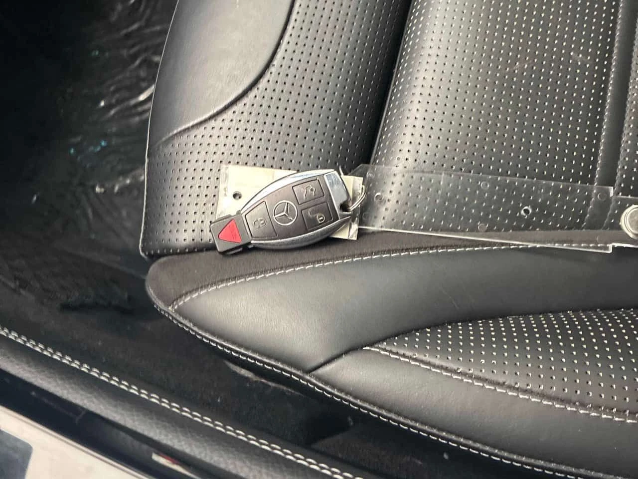 Mercedes-Benz GLC 63 AMG  S * BURMESTER * 360 * AIRMATIC * CARFAX | Mobile.bg � ����������� 17