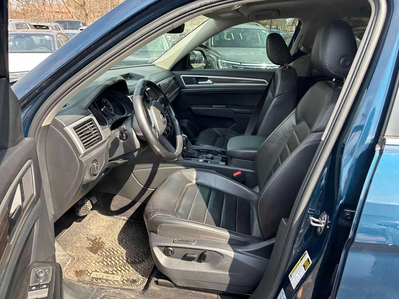 VW Atlas * Highline * ПРЕДСТАВИТЕЛСТВО * ОБДУХВАНЕ* NAVI, снимка 5 - Автомобили и джипове - 54158313