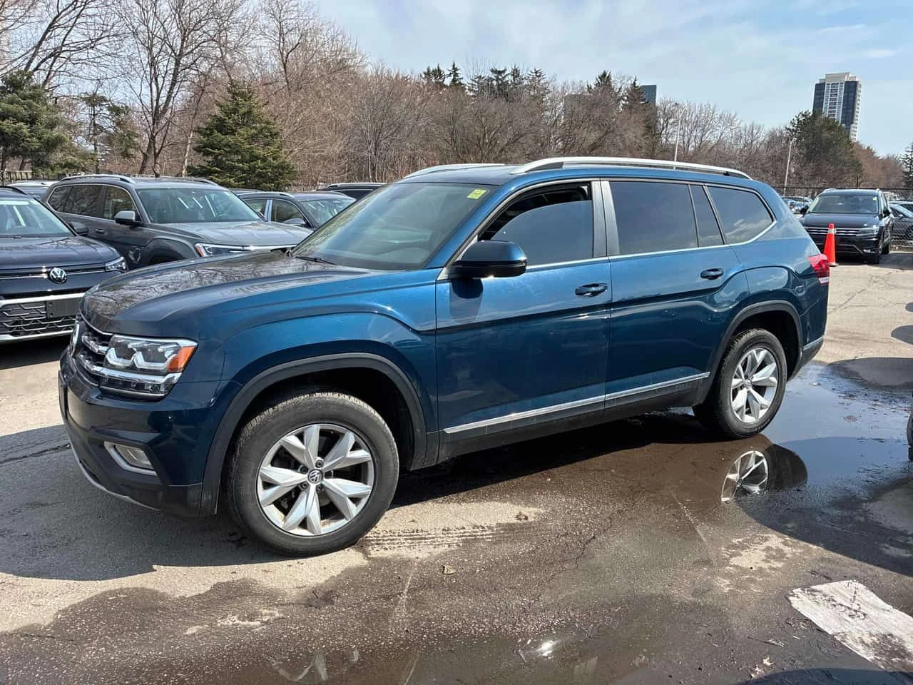 VW Atlas * Highline * ПРЕДСТАВИТЕЛСТВО * ОБДУХВАНЕ* NAVI, снимка 2 - Автомобили и джипове - 54158313