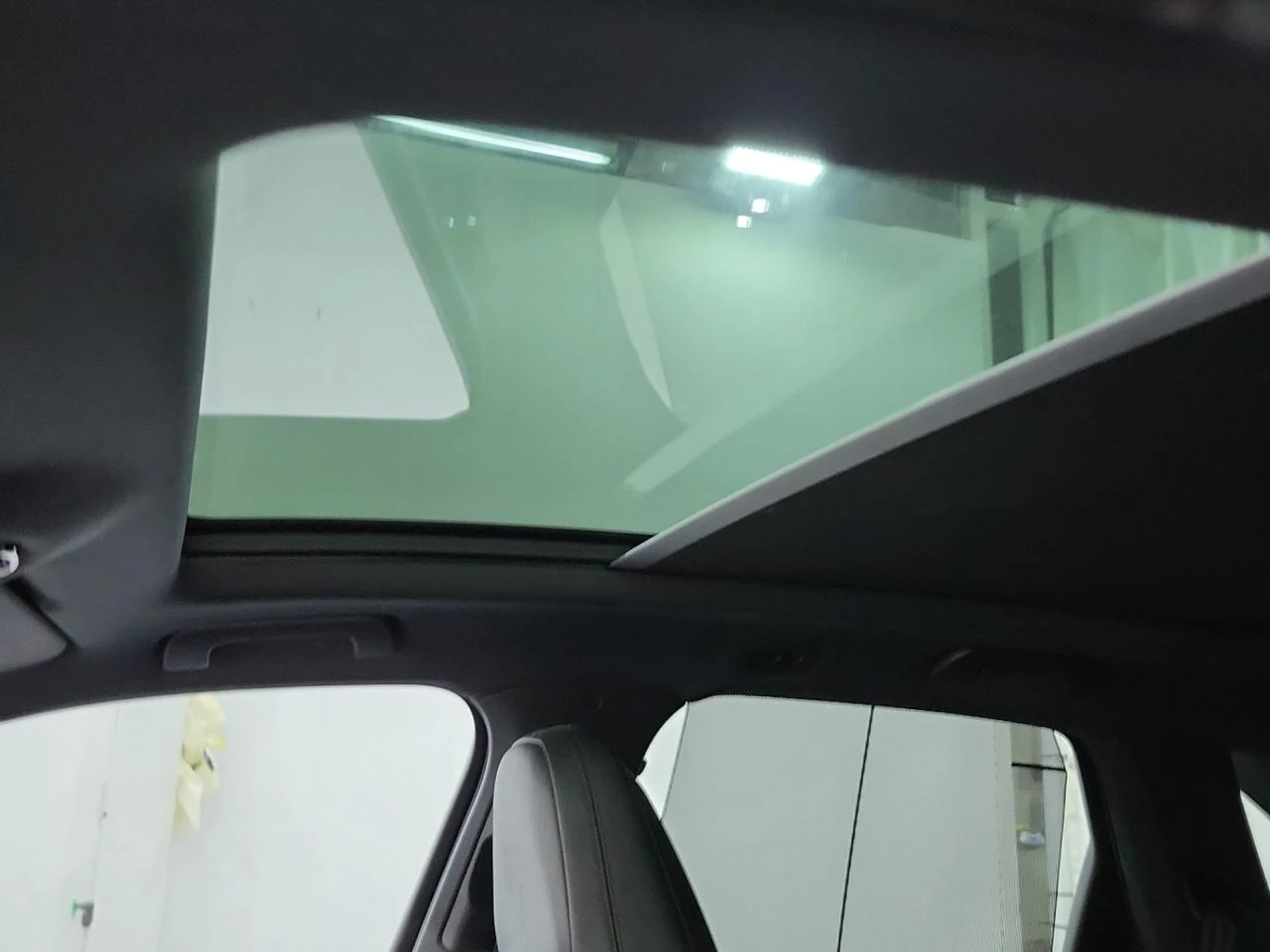 Porsche Cayenne E-Hybrid* 360* Обдухване* Carplay* HeadUp* BOSE, снимка 10 - Автомобили и джипове - 54191661