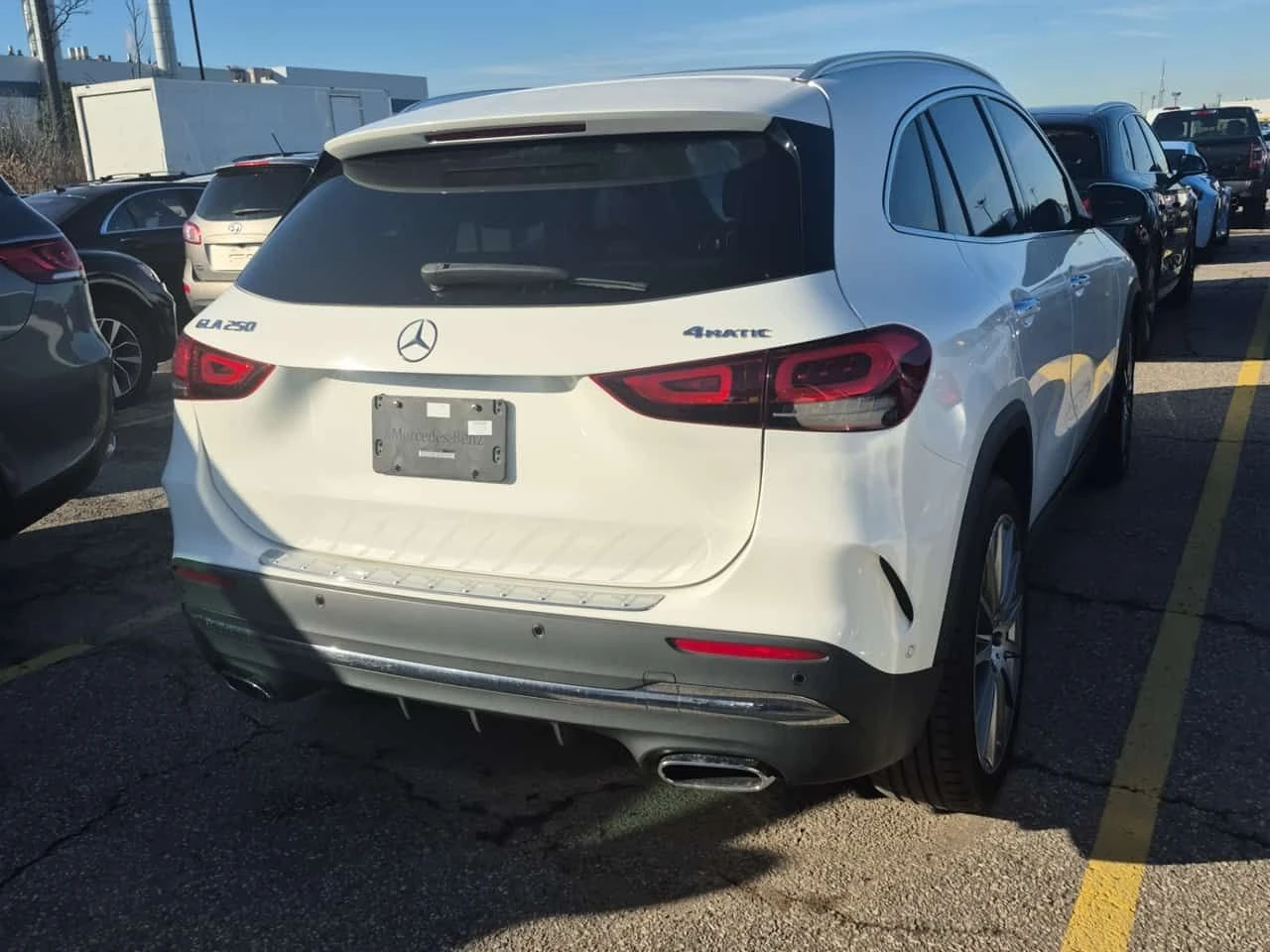 Mercedes-Benz GLA 250  CARFAX, снимка 3 - Автомобили и джипове - 54340676