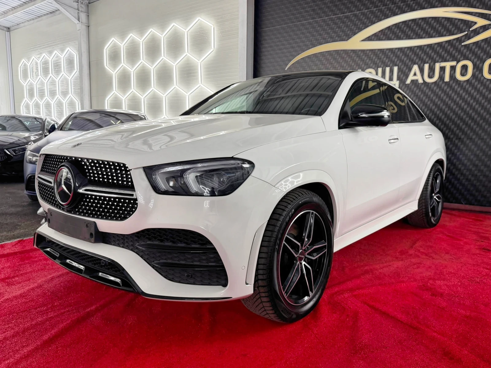 Mercedes-Benz GLE 400 Mercedes-Benz GLE400d Coupe 4MATIC AMG / 360 / BUR, снимка 7 - Автомобили и джипове - 55531436