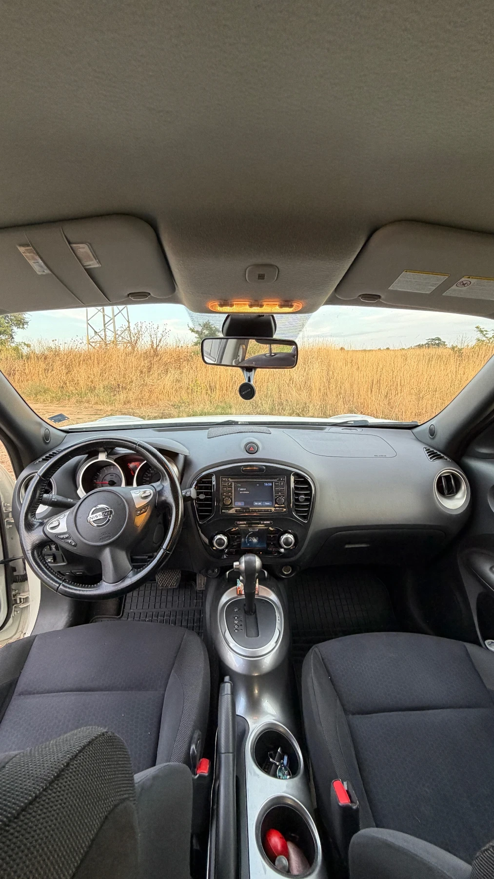 Nissan Juke, снимка 9 - Автомобили и джипове - 56086304