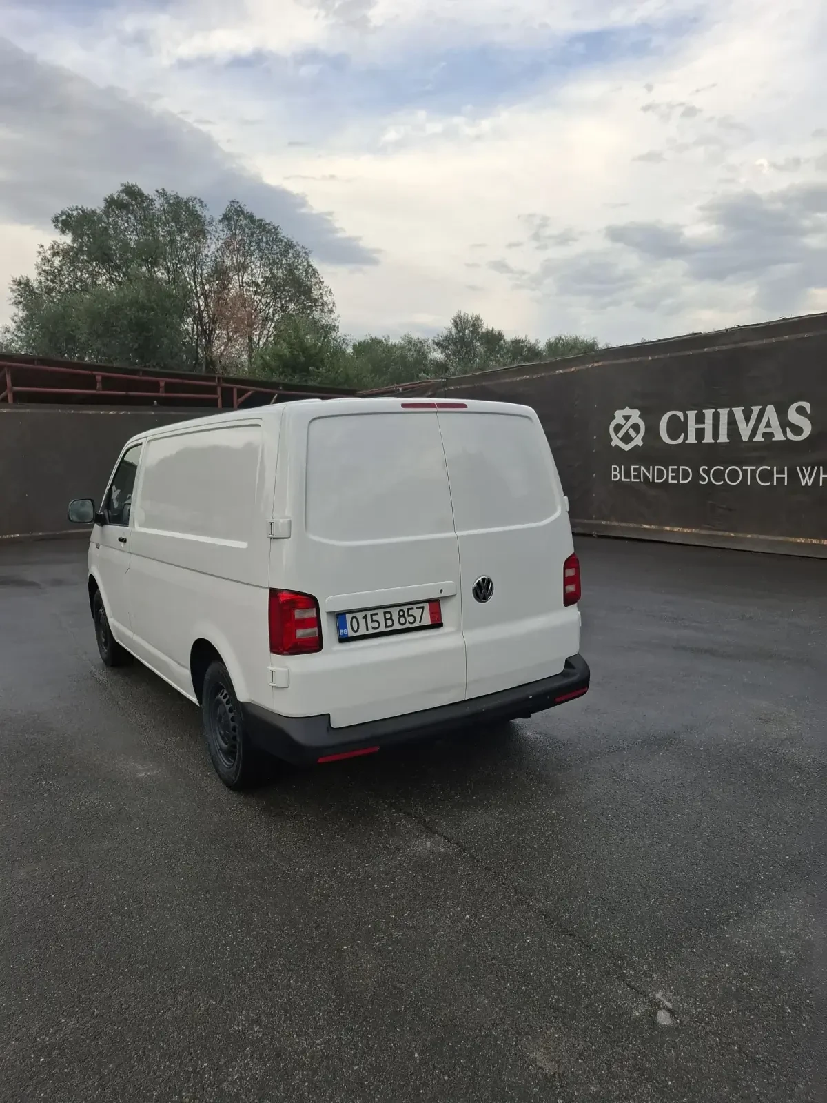 VW Transporter 2.0 TDI 140к.с - изображение 5