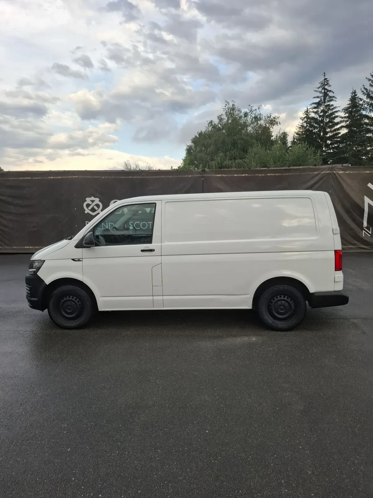 VW Transporter 2.0 TDI 140к.с - изображение 7