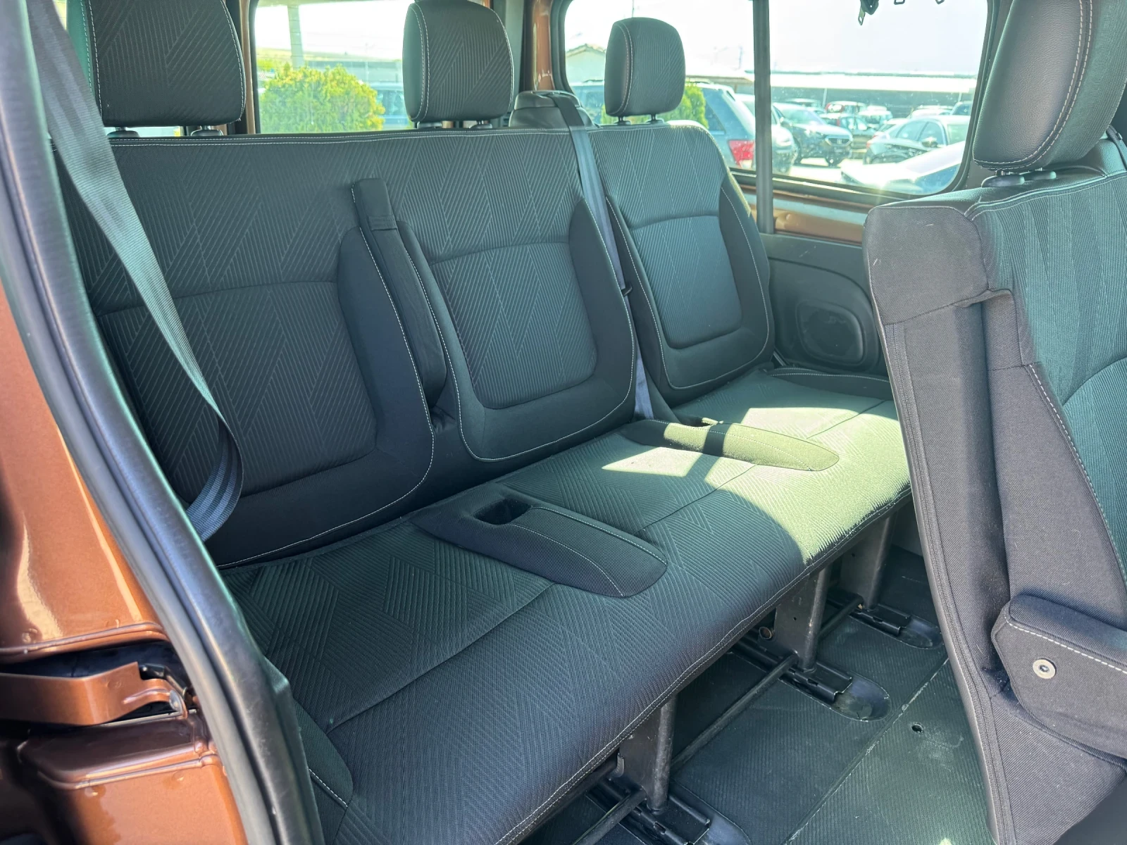 Renault Trafic | Mobile.bg � ����������� 12